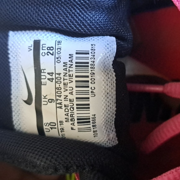 Nike Zoom Winflo 5 Running Shoes Mens Size 10 Neon Black Swoosh Logo Sneakers - Picture 5 of 9